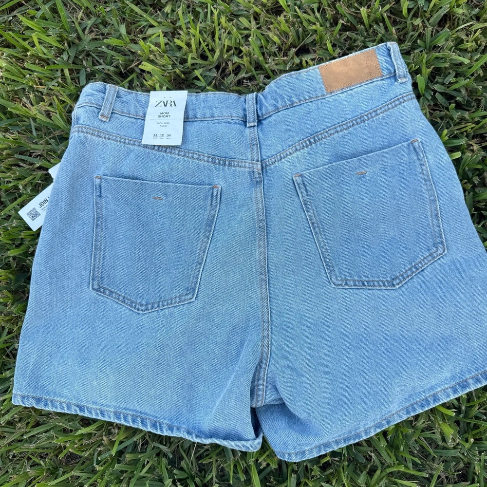 Zara Light Blue Denim Women's Mom Shorts Size 12